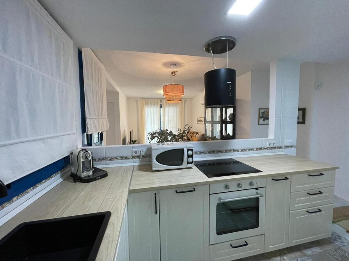 Calu Homes Cerca Playa De Huelin Appartamento