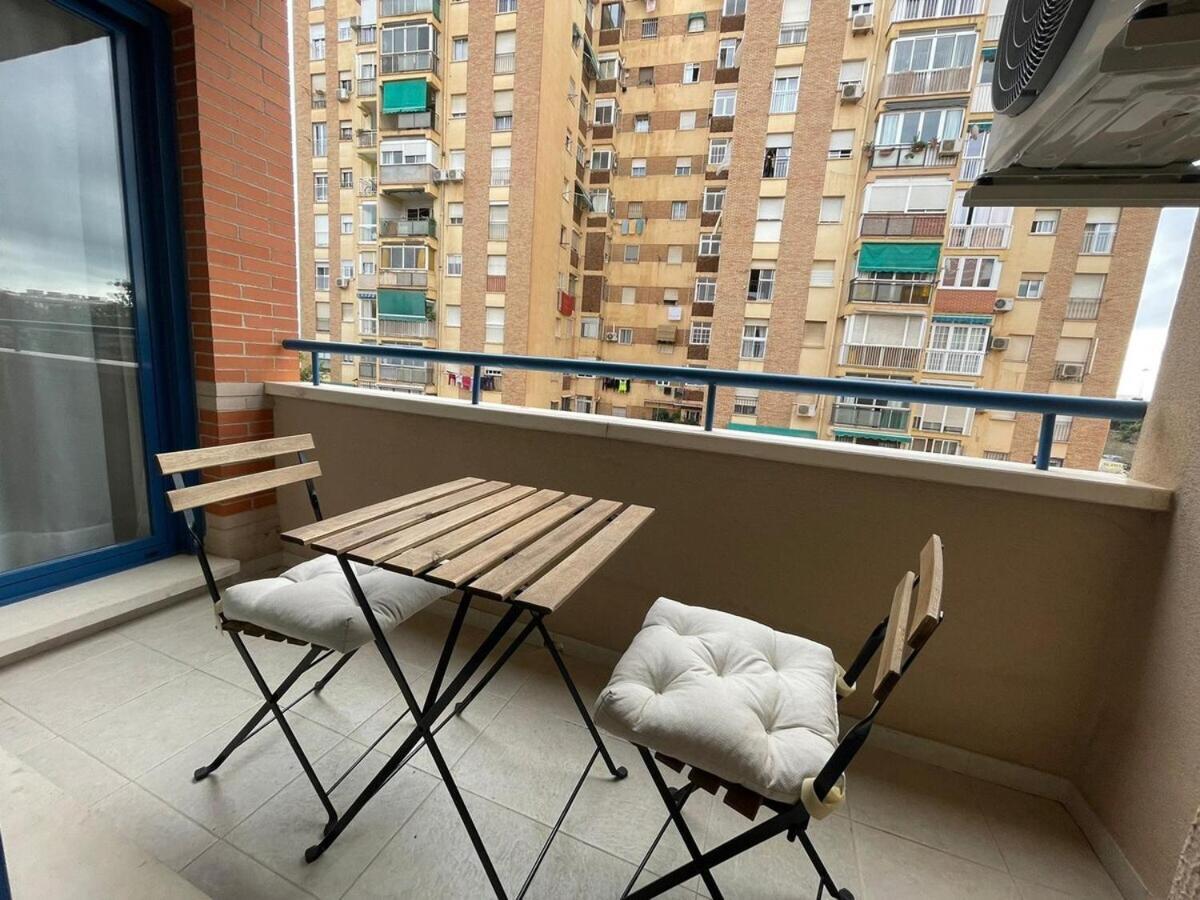 Calu Homes Cerca Playa De Huelin Appartamento